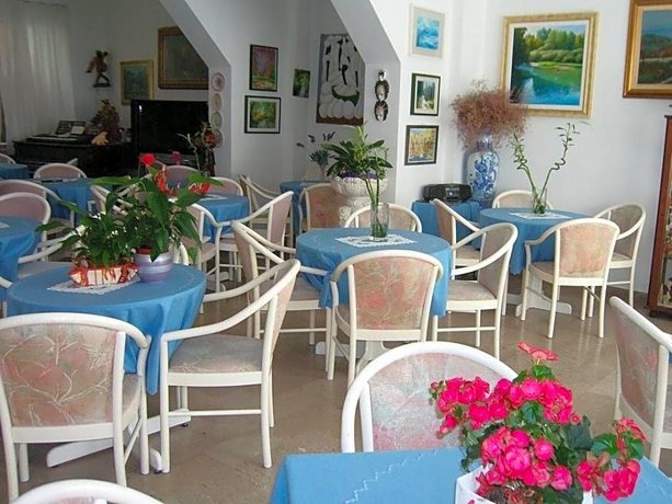Hotel Villa Carla