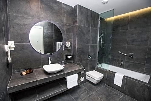 Holiday Inn Telavi