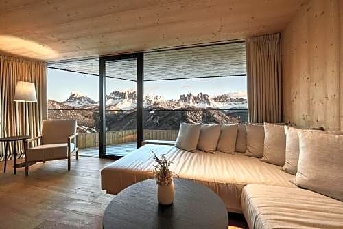 Hotel Rosalpina Dolomites