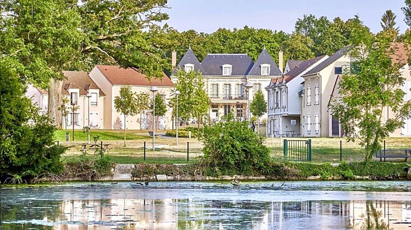 Residence Chateau du Mee