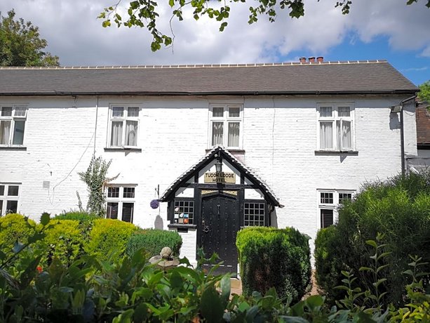 Tudor Lodge Hotel London