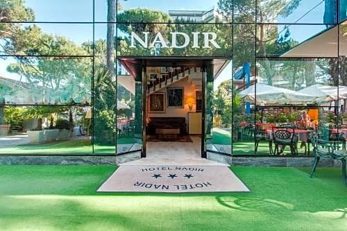 Hotel Nadir