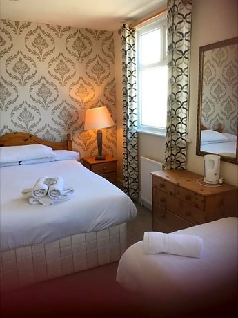 Hotel242