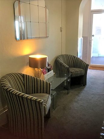Hotel242