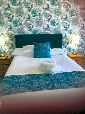 Hotel242
