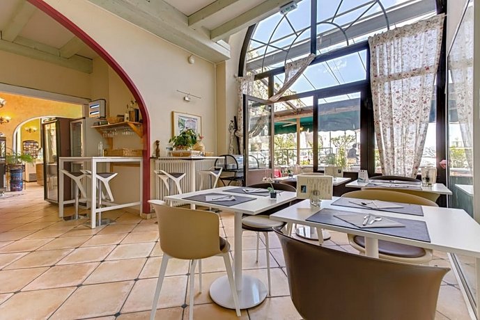 Hotel De La Citadelle Sisteron