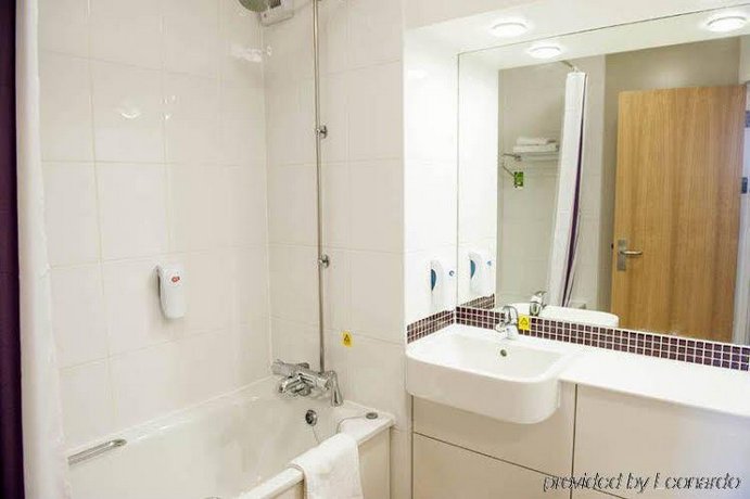 Premier Inn Exeter Central St Davids