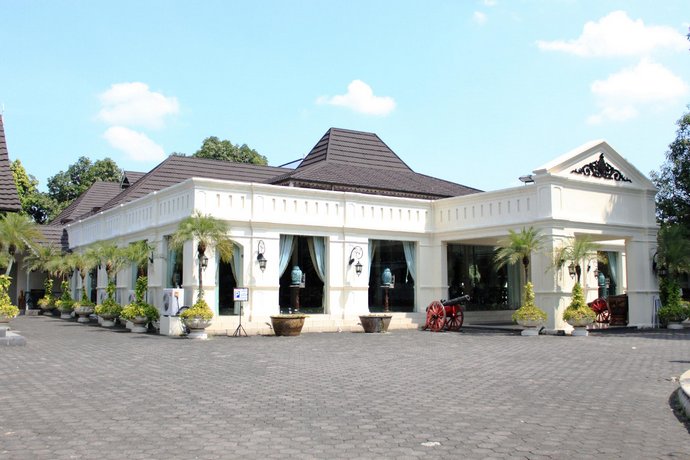 Multazam Hotel Solo