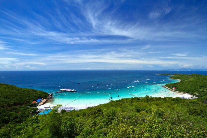 Baan Captain Hook at Koh Larn