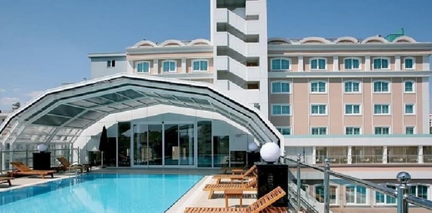 Latanya Palm & Spa Hotel