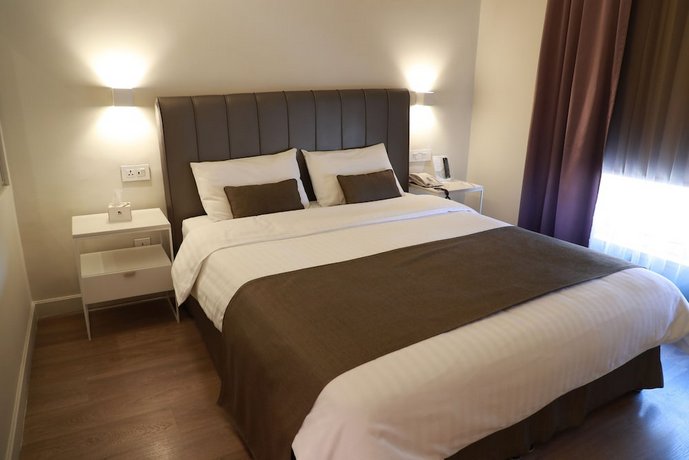AlQasr Metropole Hotel