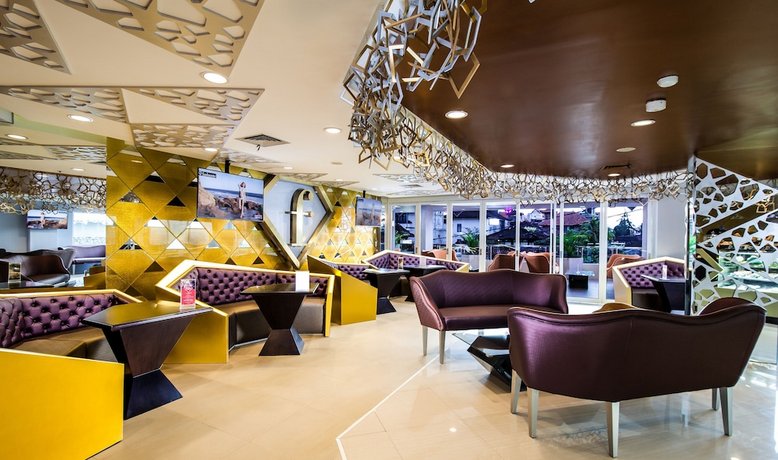 Fashion Hotel Legian