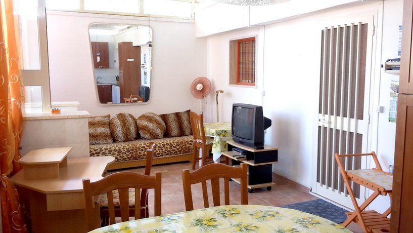 House With 2 Bedrooms in Porto Cesareo With Pool Access Furnished Garden and Wifi