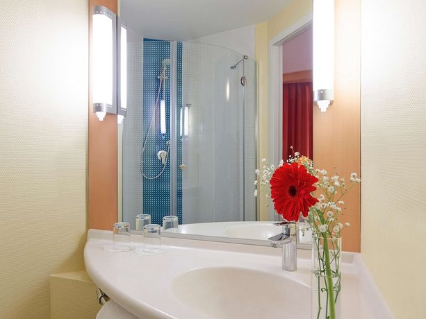 ibis Adana