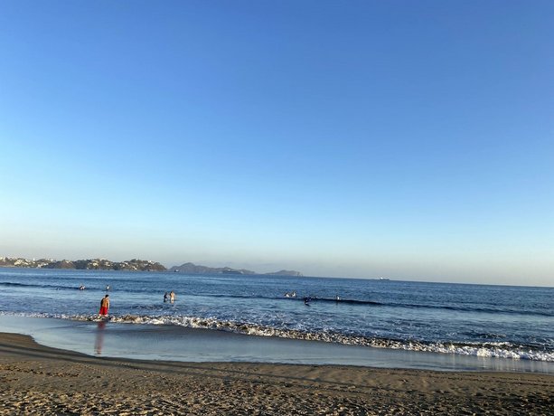 Mar Celeste All Inclusive on the beach