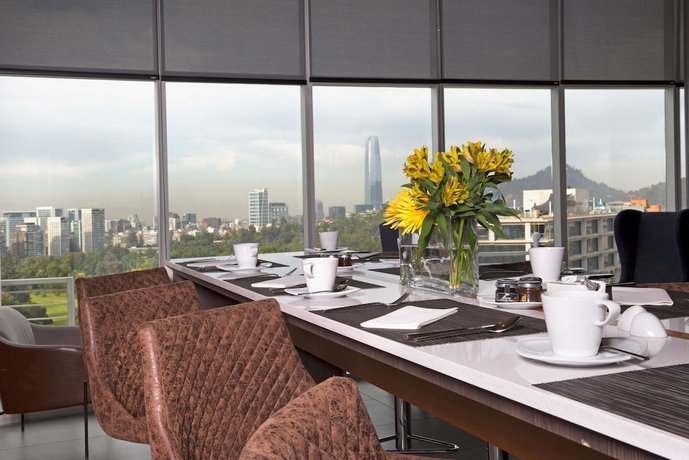 DoubleTree by Hilton Santiago Kennedy Chile