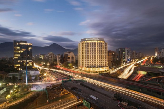 DoubleTree by Hilton Santiago Kennedy Chile