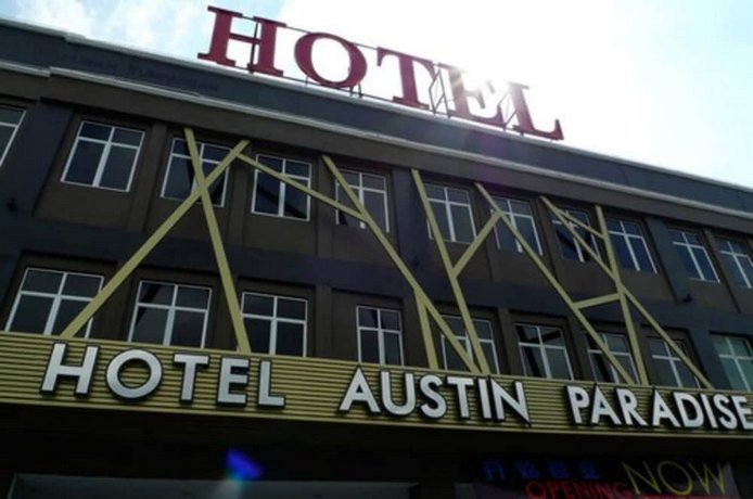 Hotel Austin Paradise