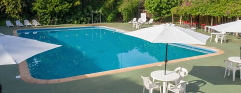 Hotel Raices Esturion