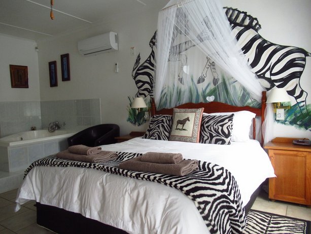 Bhangazi Lodge Bed & Breakfast