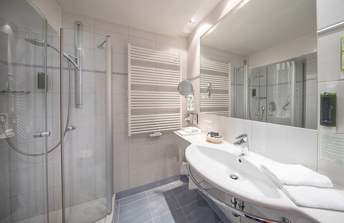 Hotel Latini Zell am See