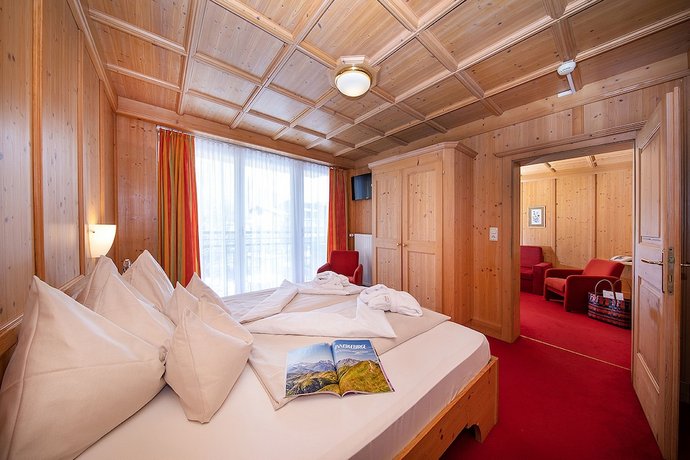 Hotel Latini Zell am See