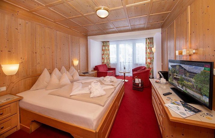 Hotel Latini Zell am See