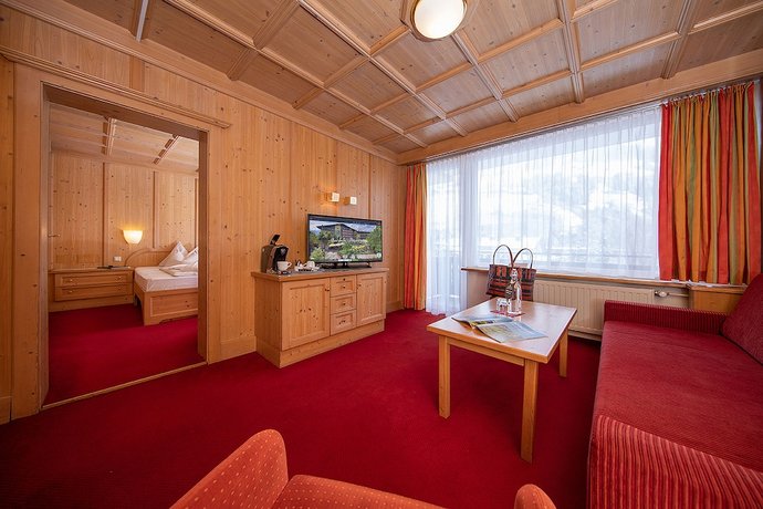 Hotel Latini Zell am See