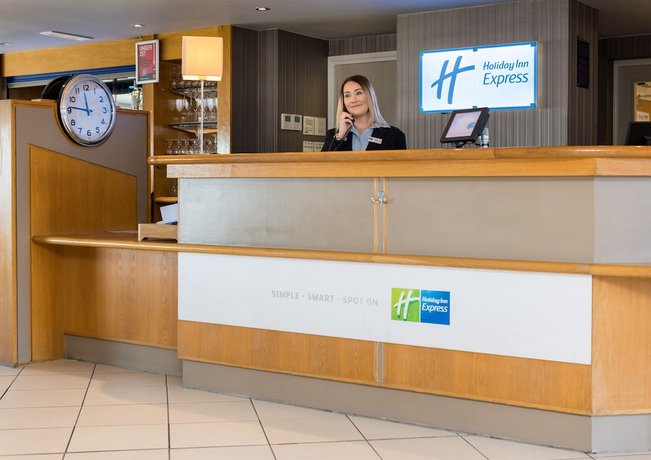 Holiday Inn Express London Luton Airport