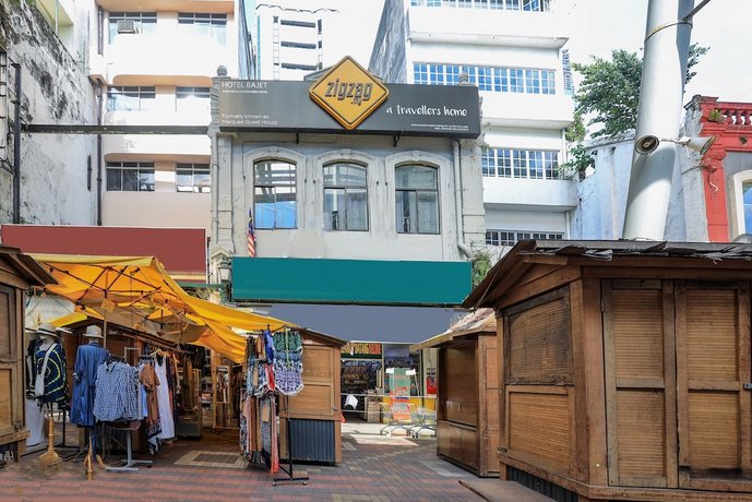ZigZag Travellers Home Marquee Guest Houzz