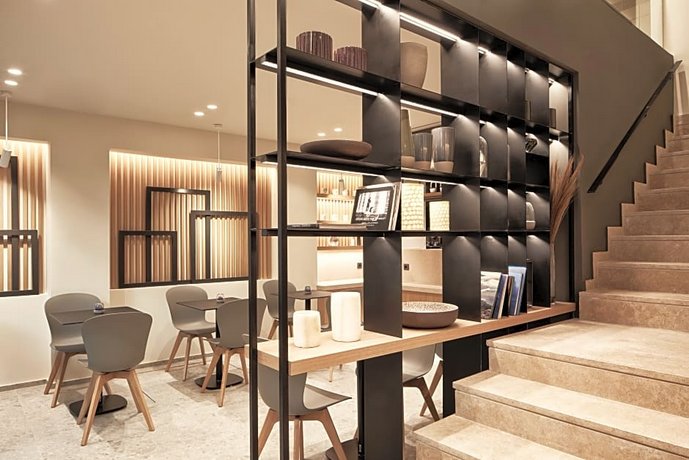 Urban Frame Hotel