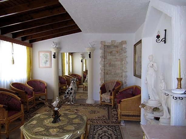 Castellino Studios