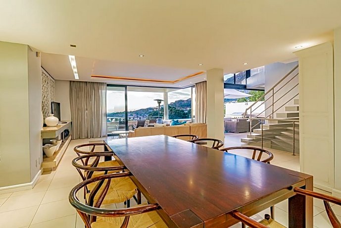 17 Geneva Drive