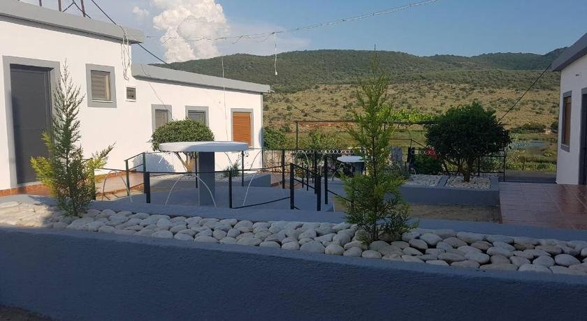 Petrit Guesthouse