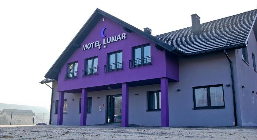 Motel Lunar