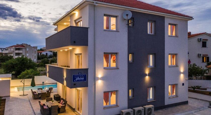 Villa Jana luxury apartments