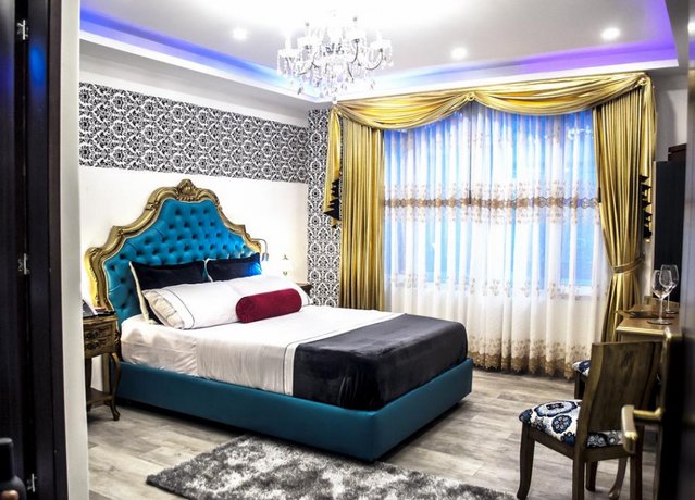 Hotel Von Astorian