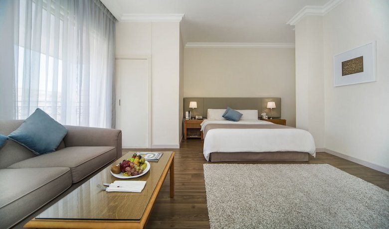 AlQasr Metropole Hotel