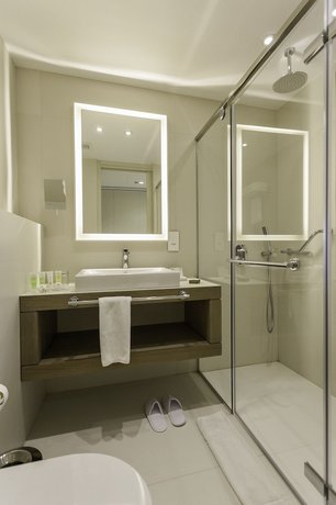 AlQasr Metropole Hotel