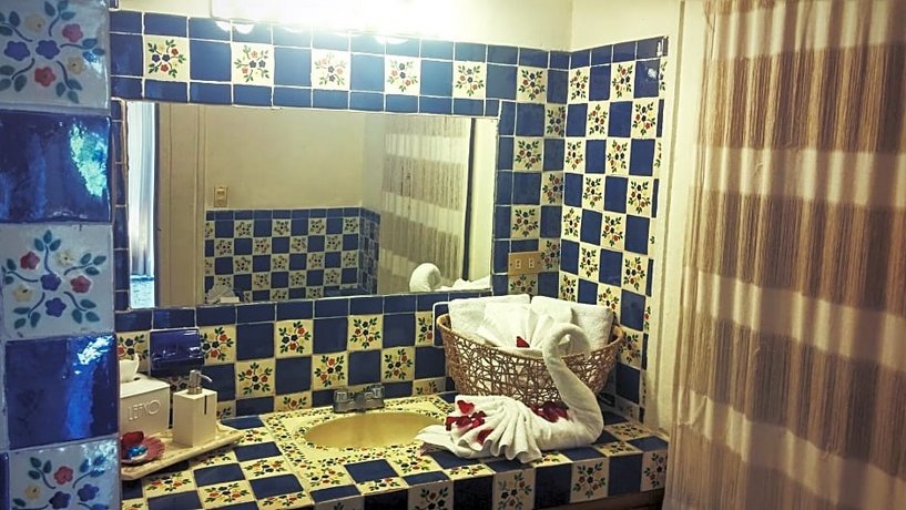 Mexicana San Miguel Hotel