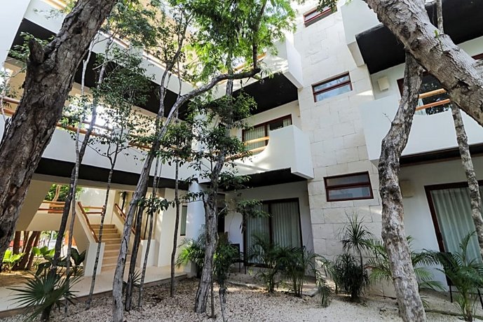 Niik Tulum