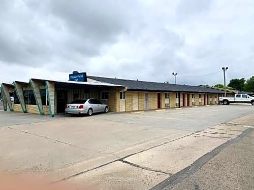 Thunderbird Inn