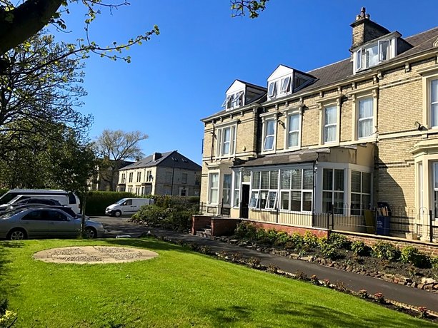 The New Clifton House Hotel