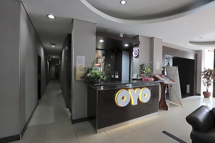 OYO 180 Hotel Mirah