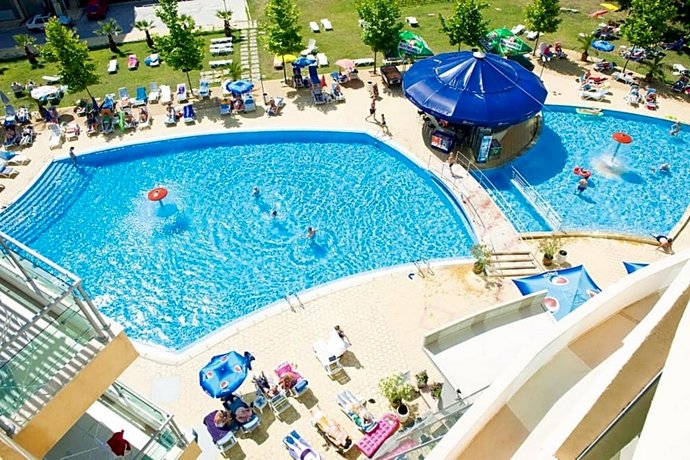 Ivana Palace Hotel