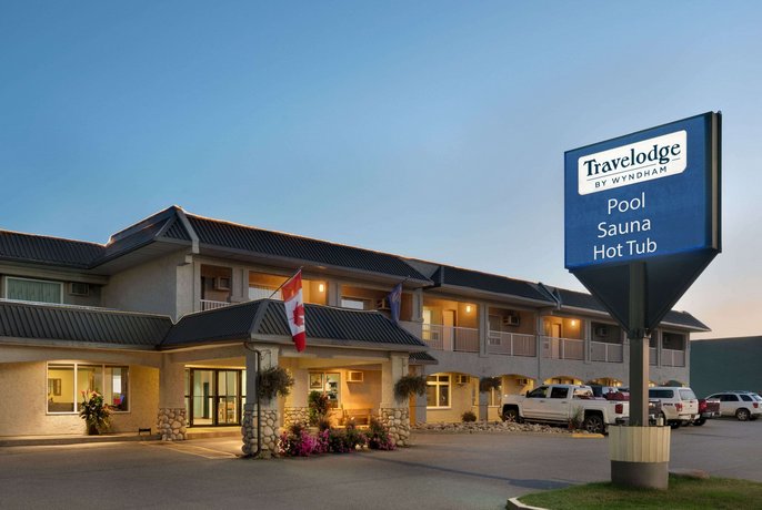 Travelodge by Wyndham Edson Edson Airport Canada thumbnail