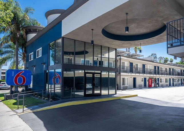 Motel 6 Anaheim CA - Convention Center