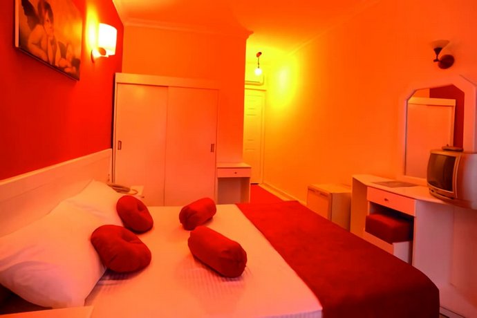 Destina Hotel