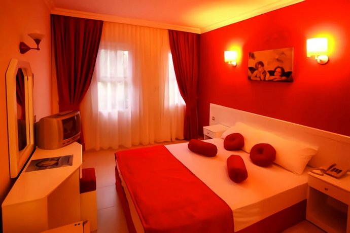 Destina Hotel