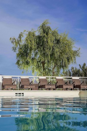Lagos Mare Hotel